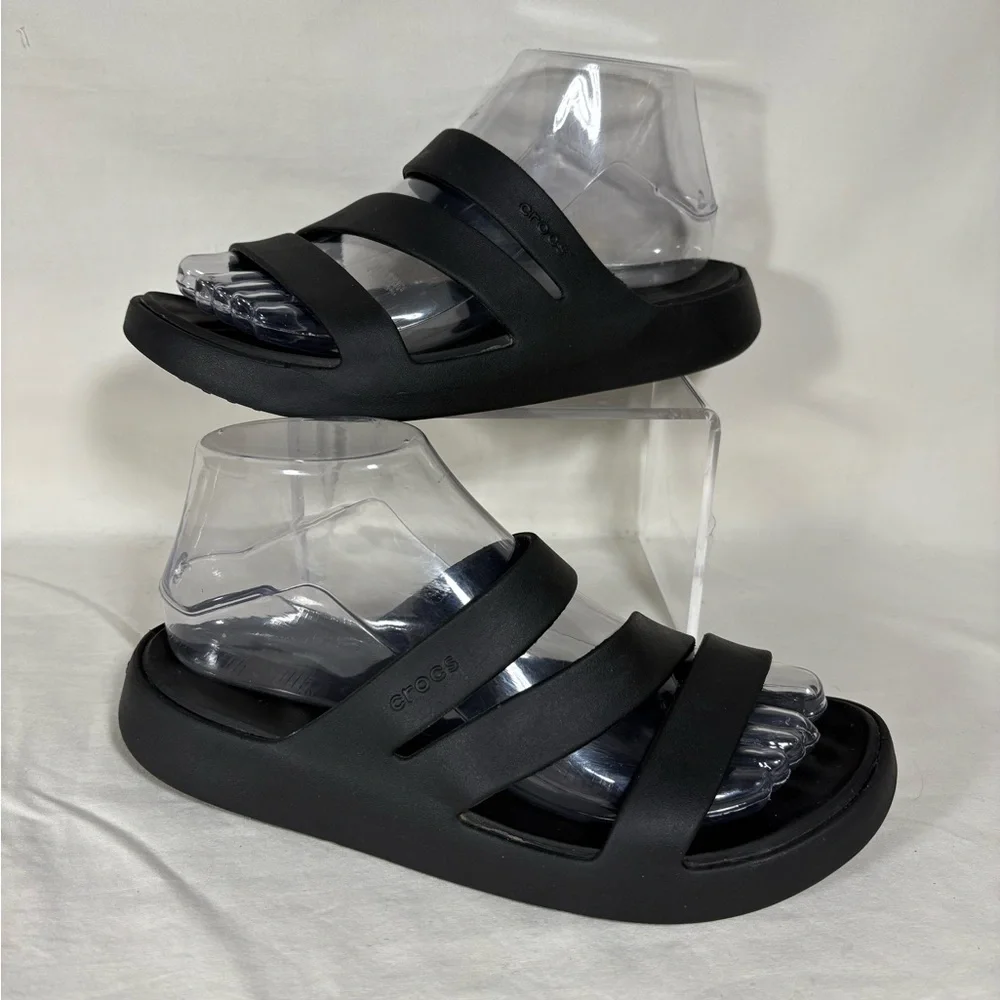 CROCS Getaway Black Sandals - Women's Size 7 - Picture 1 of 11